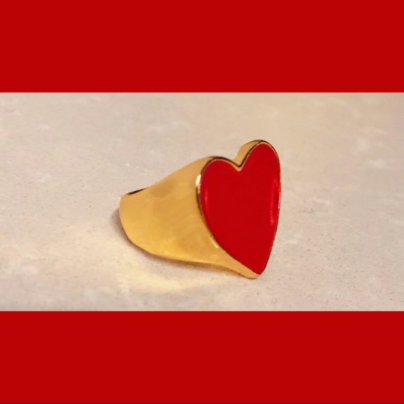 Red Enamel Heart Ring Size 7 - Picture 3 of 5